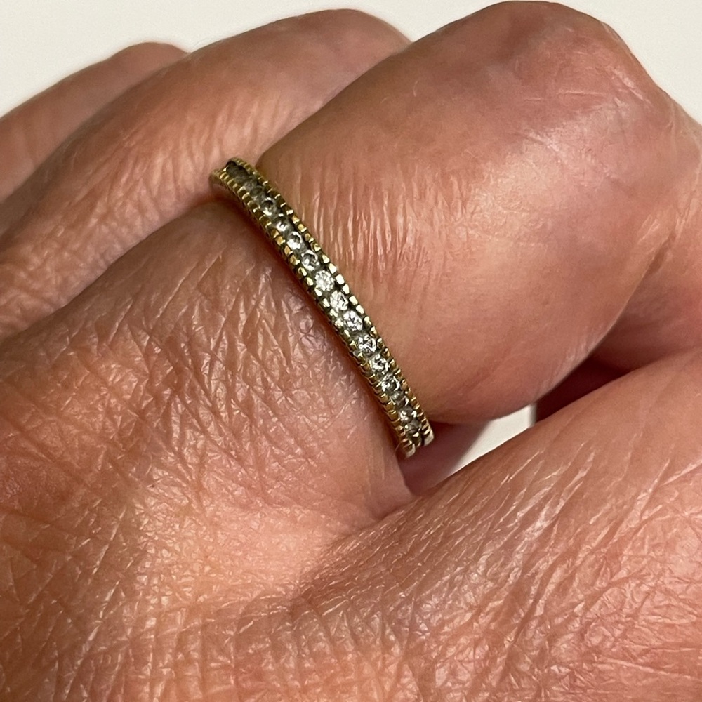 18kt gold diamond band Hidalgo